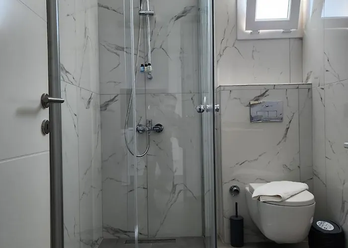 Resort Four Seasons Life Official *